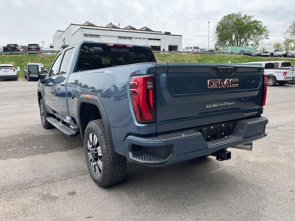 new 2025 GMC Sierra 2500 car
