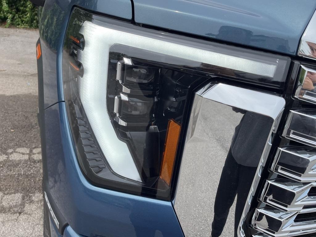 new 2025 GMC Sierra 2500 car
