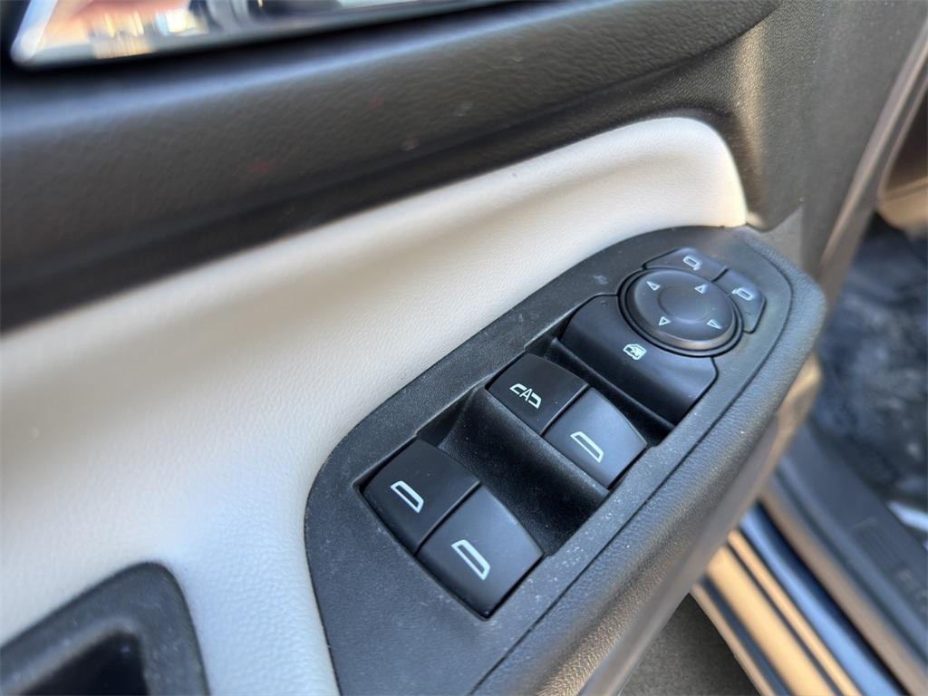 used 2020 Chevrolet Equinox car, priced at $14,999
