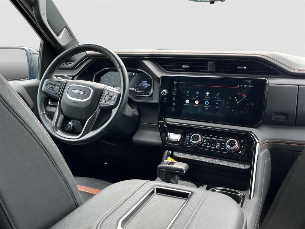 used 2022 GMC Sierra 1500 car, priced at $50,989