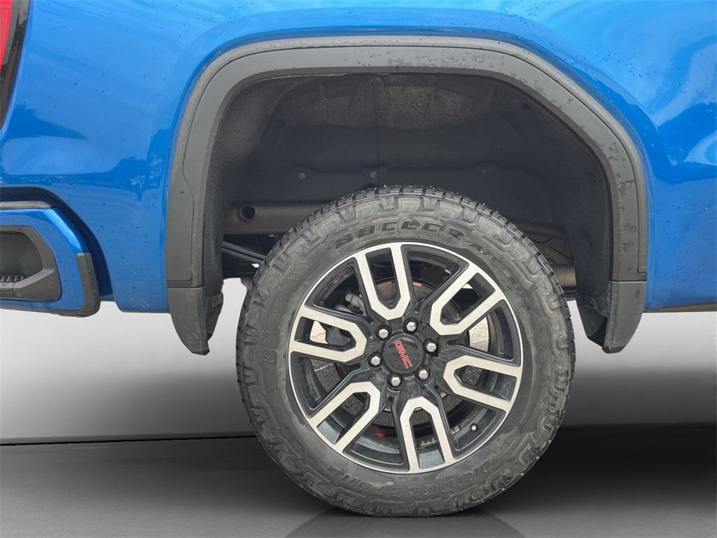 used 2022 GMC Sierra 1500 car, priced at $50,989