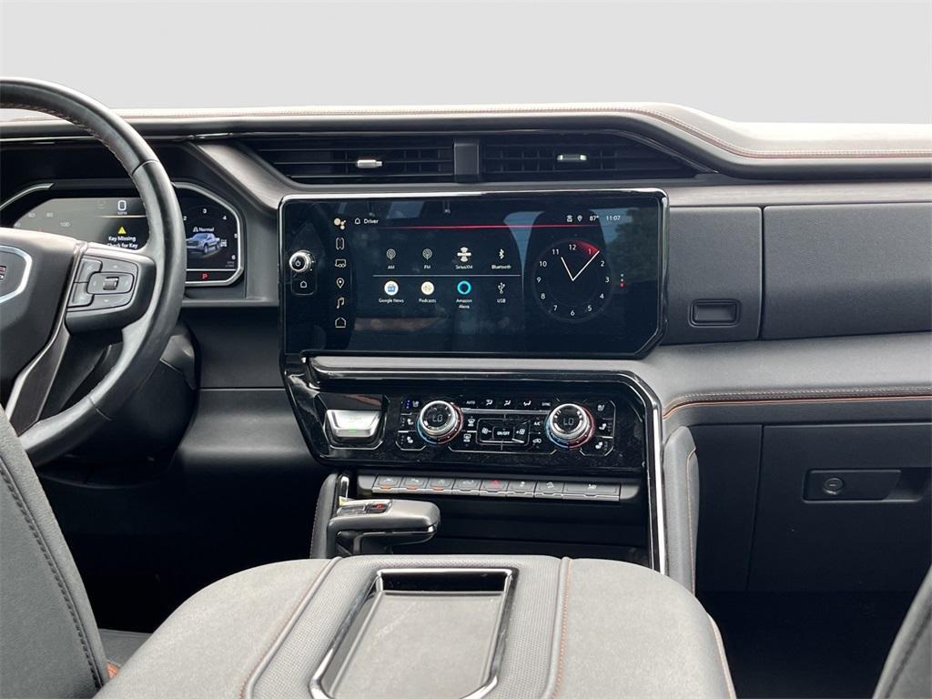 used 2022 GMC Sierra 1500 car, priced at $50,989