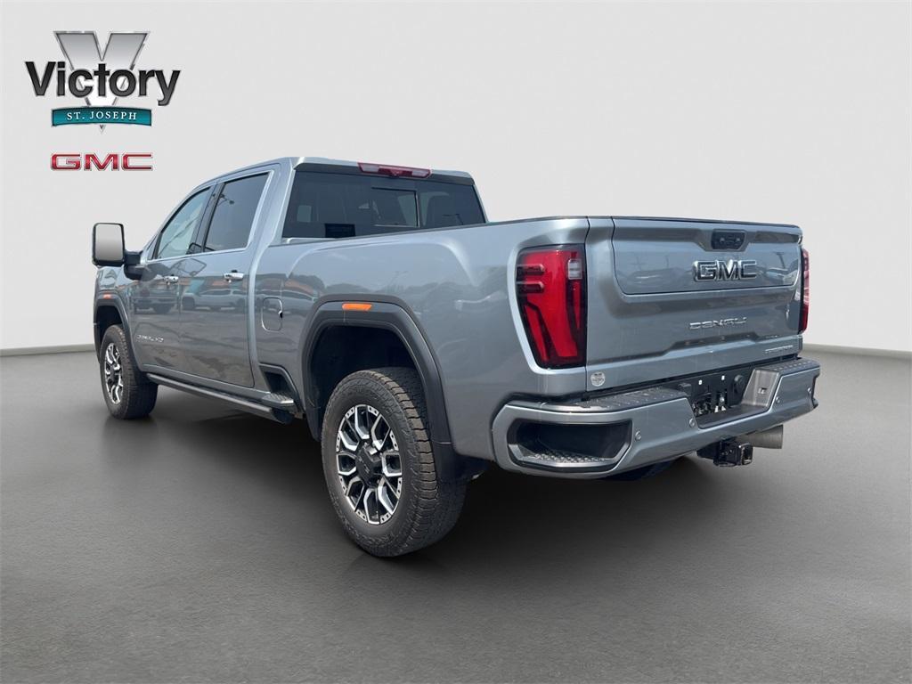 used 2024 GMC Sierra 2500 car, priced at $80,100