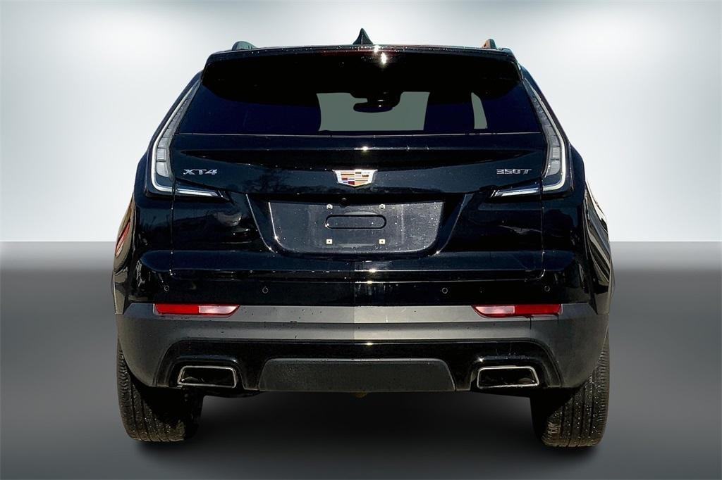 used 2021 Cadillac XT4 car, priced at $24,999