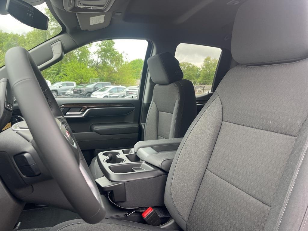 new 2025 GMC Sierra 1500 car