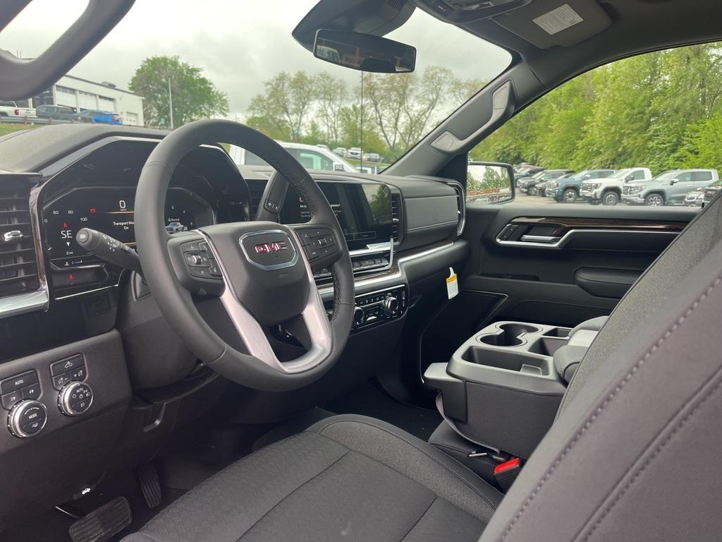 new 2025 GMC Sierra 1500 car