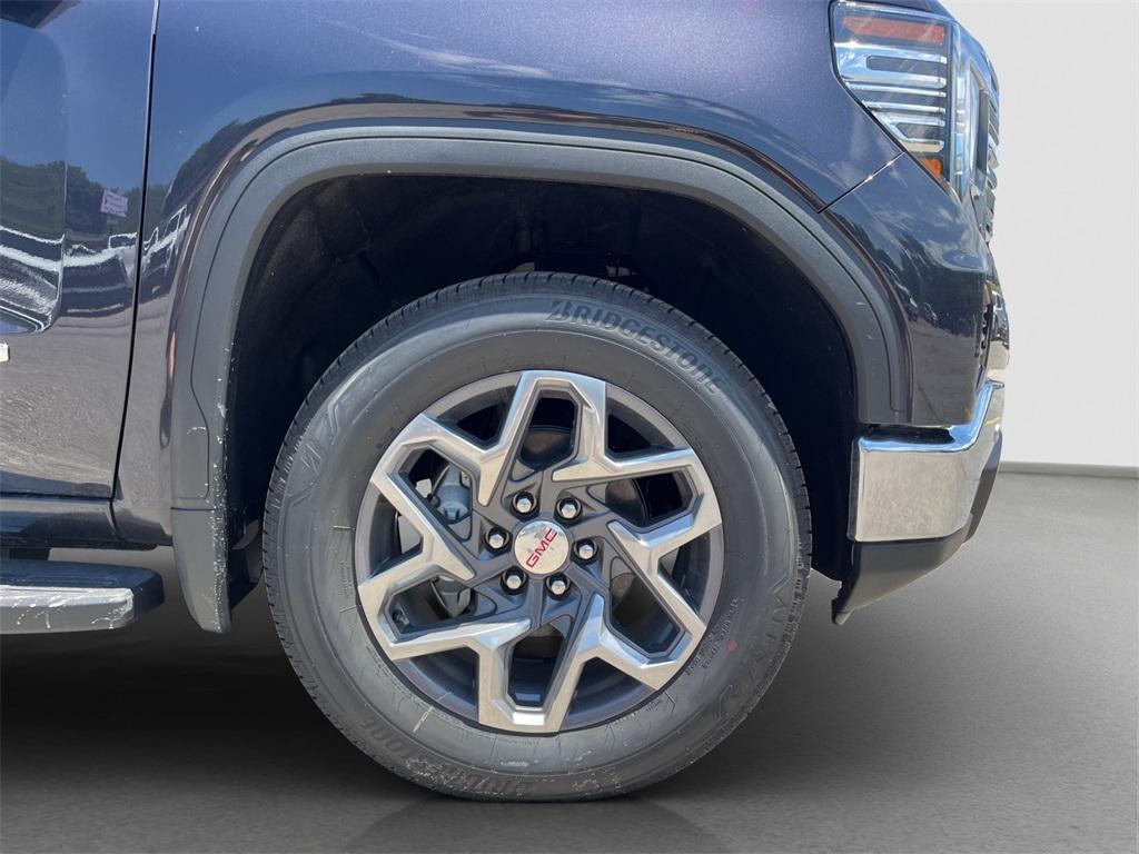 new 2025 GMC Sierra 1500 car, priced at $68,715