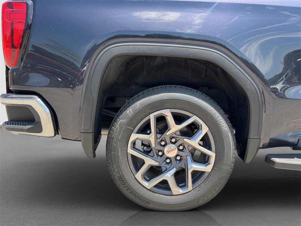 new 2025 GMC Sierra 1500 car, priced at $68,715
