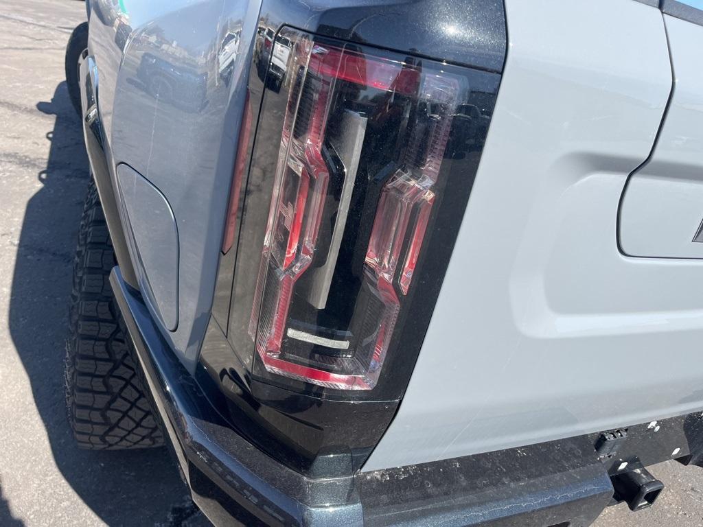 new 2025 GMC HUMMER EV Pickup car, priced at $104,910