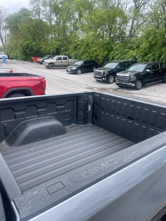 new 2025 GMC Sierra 1500 car, priced at $71,530