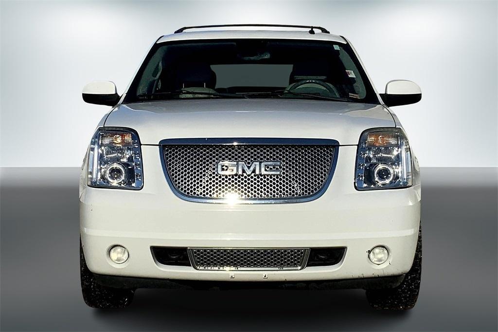 used 2009 GMC Yukon car, priced at $8,240