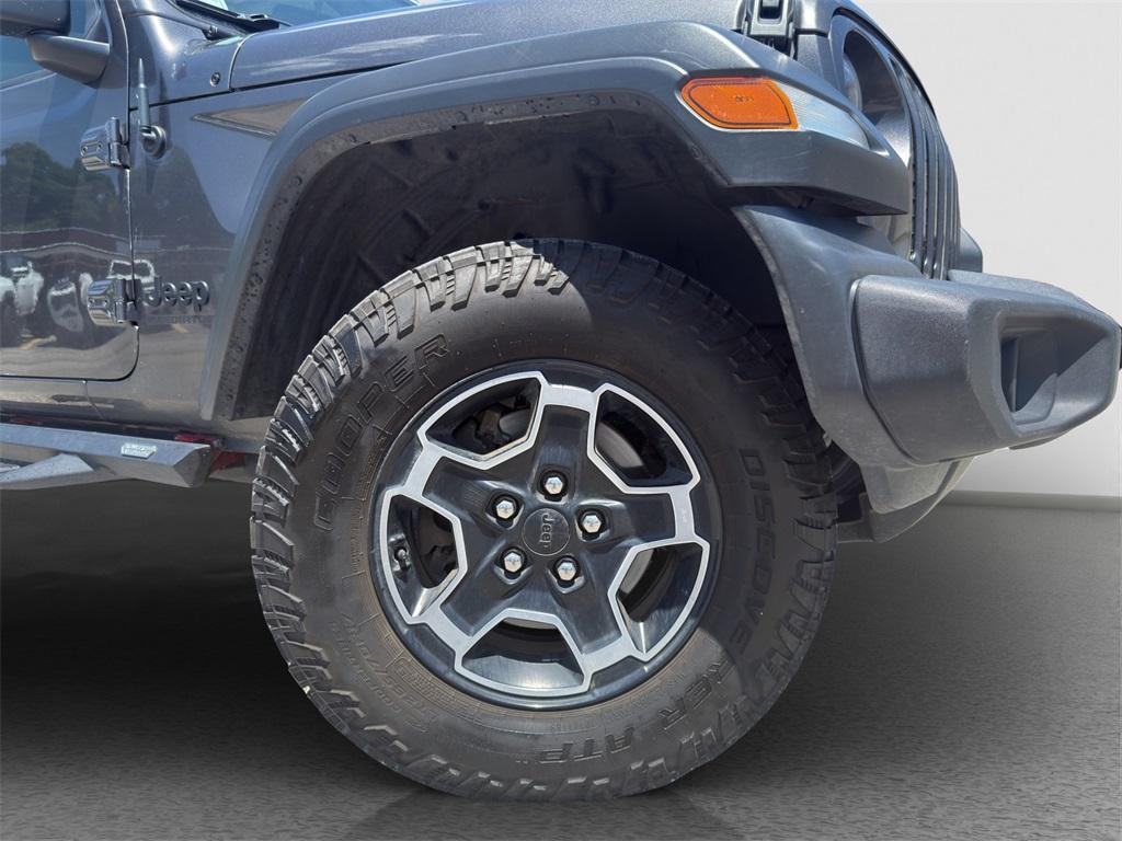 used 2020 Jeep Gladiator car, priced at $25,999
