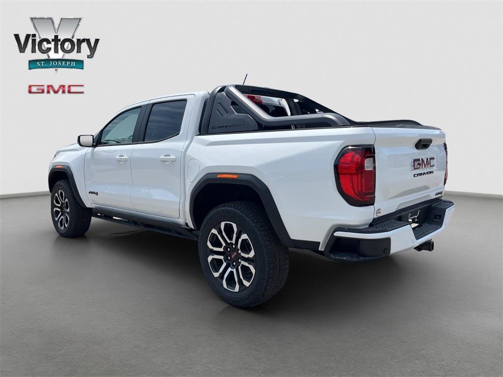 new 2025 GMC Canyon car