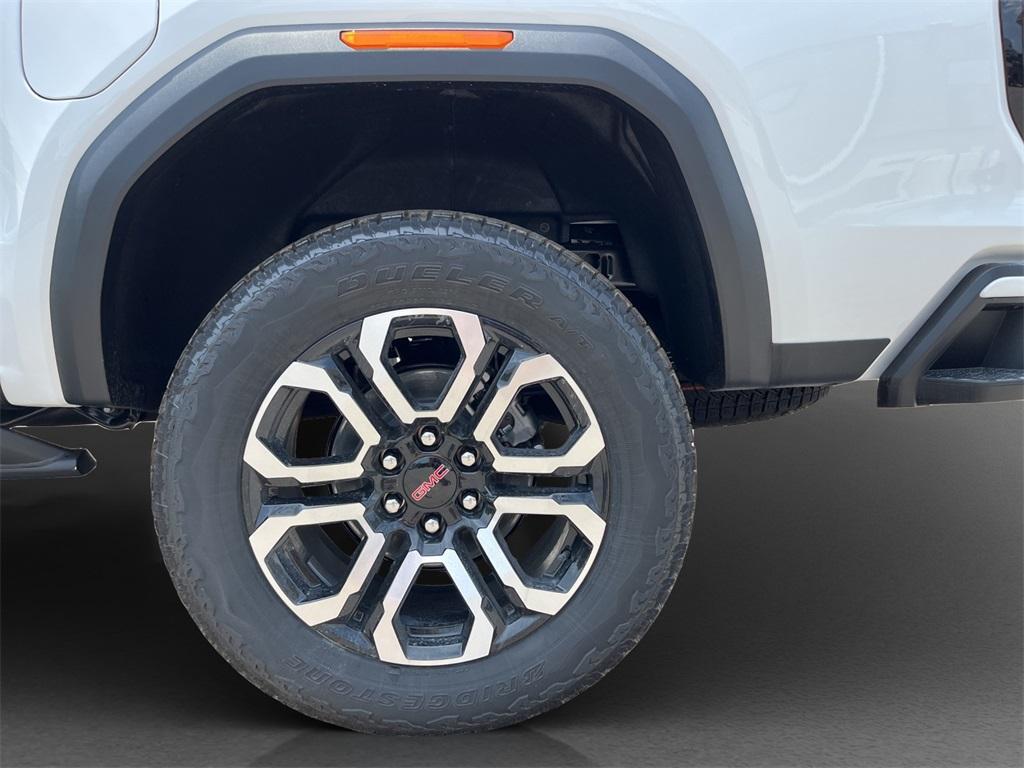 new 2025 GMC Canyon car