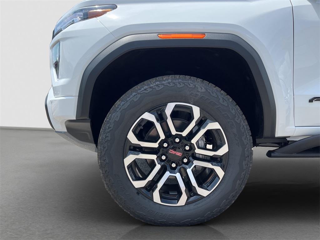 new 2025 GMC Canyon car