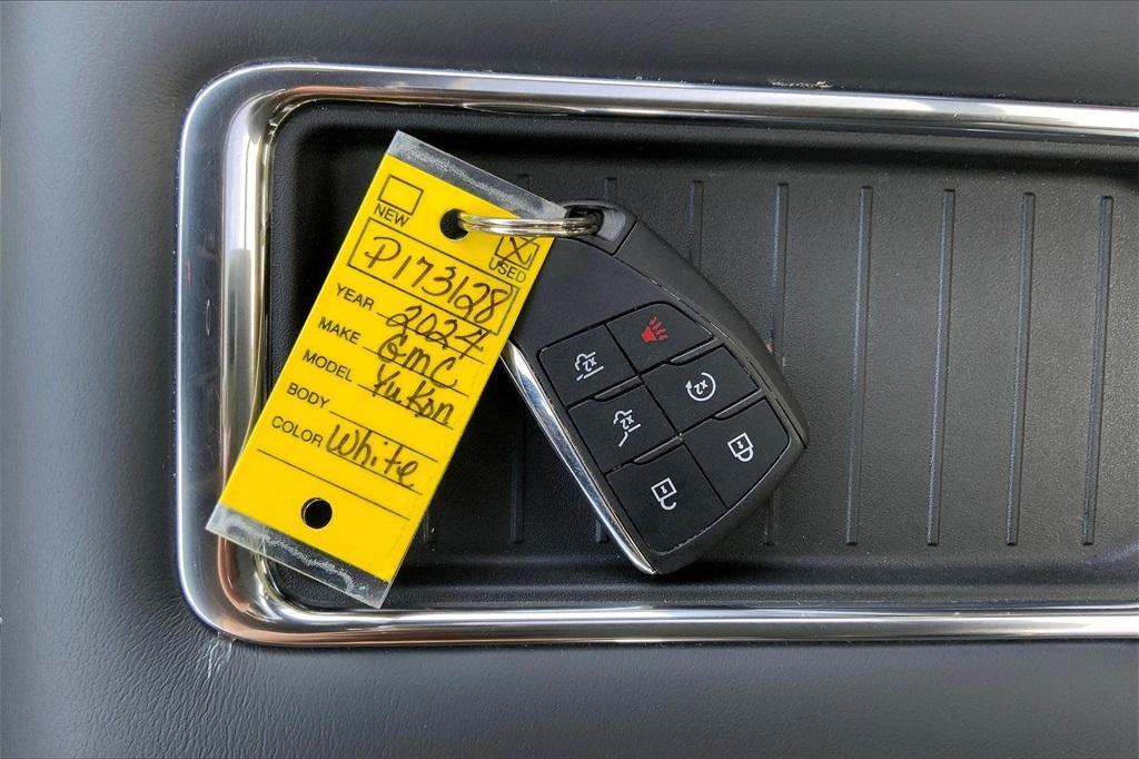 used 2024 GMC Yukon car, priced at $80,850
