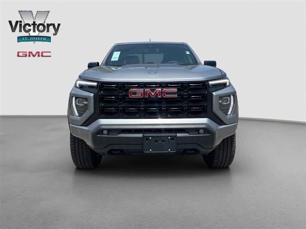 new 2025 GMC Canyon car