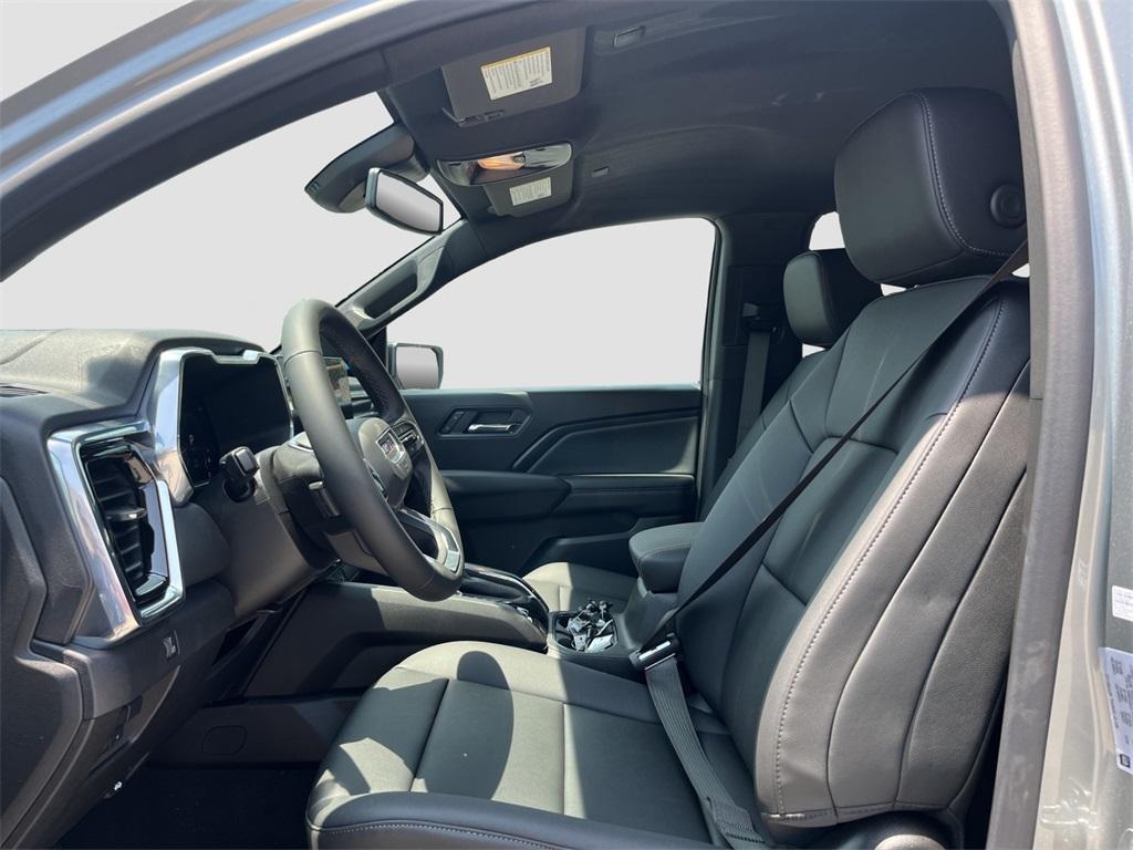 new 2025 GMC Canyon car