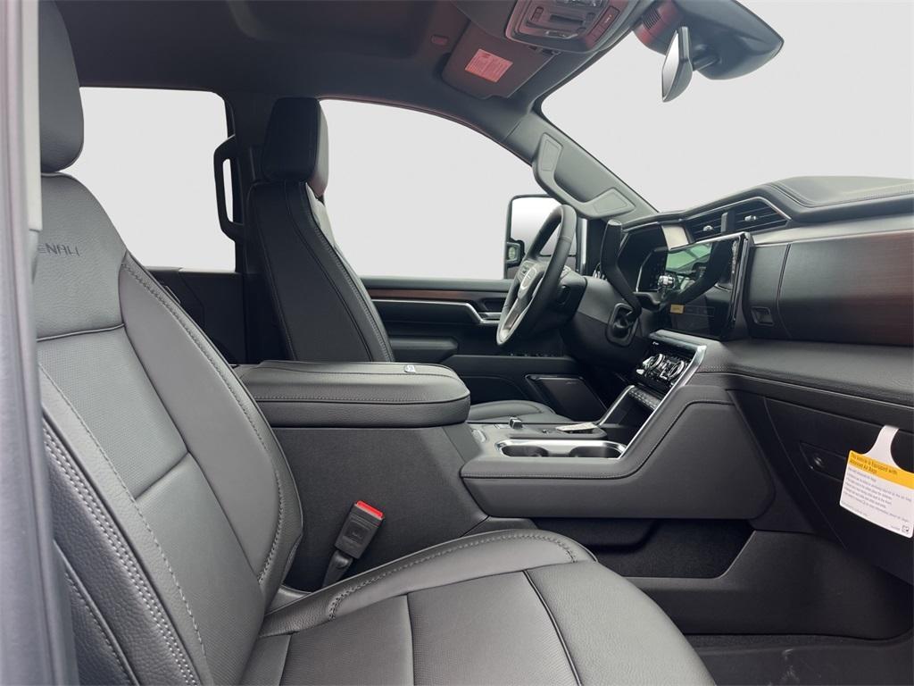 new 2025 GMC Sierra 2500 car, priced at $71,145