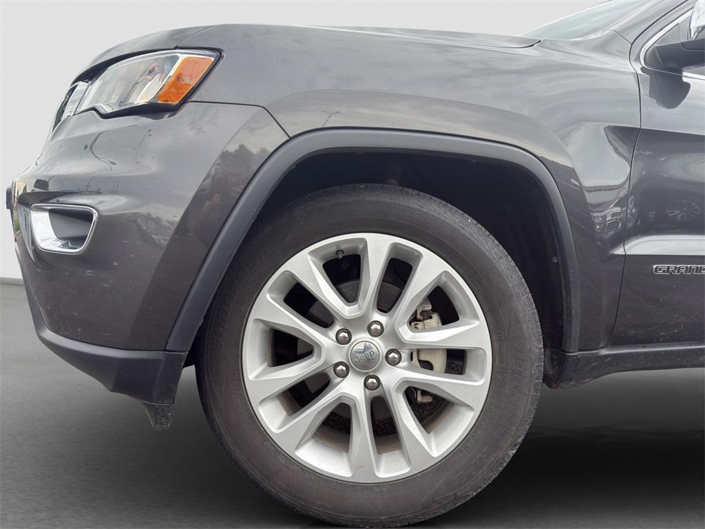 used 2017 Jeep Grand Cherokee car, priced at $17,380