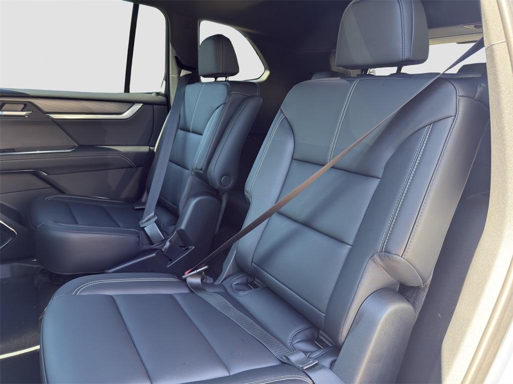 new 2026 GMC Acadia car, priced at $48,530