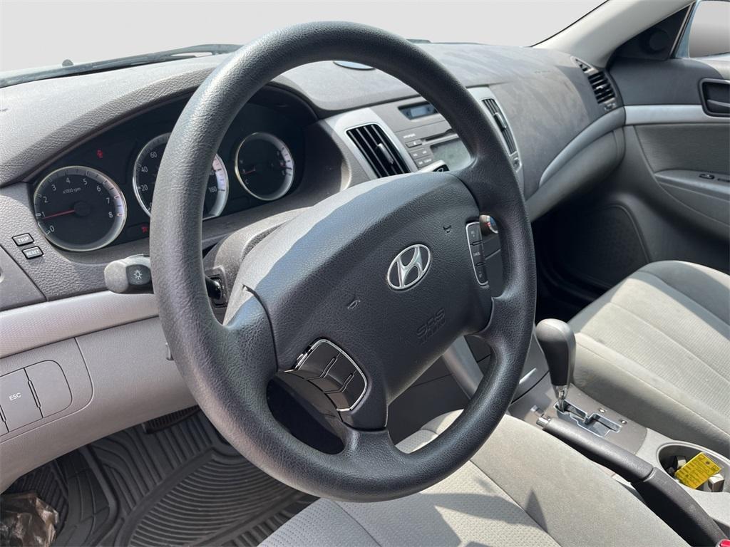 used 2009 Hyundai Sonata car, priced at $5,792