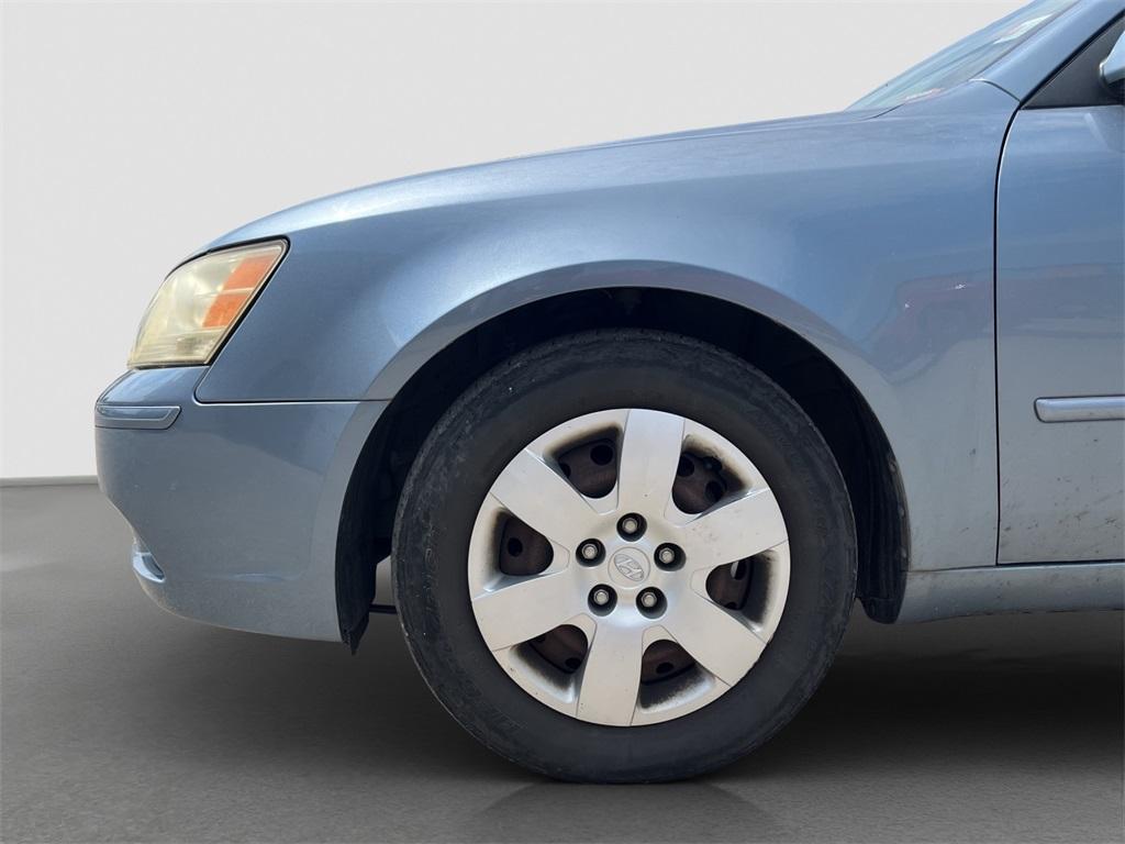 used 2009 Hyundai Sonata car, priced at $5,792