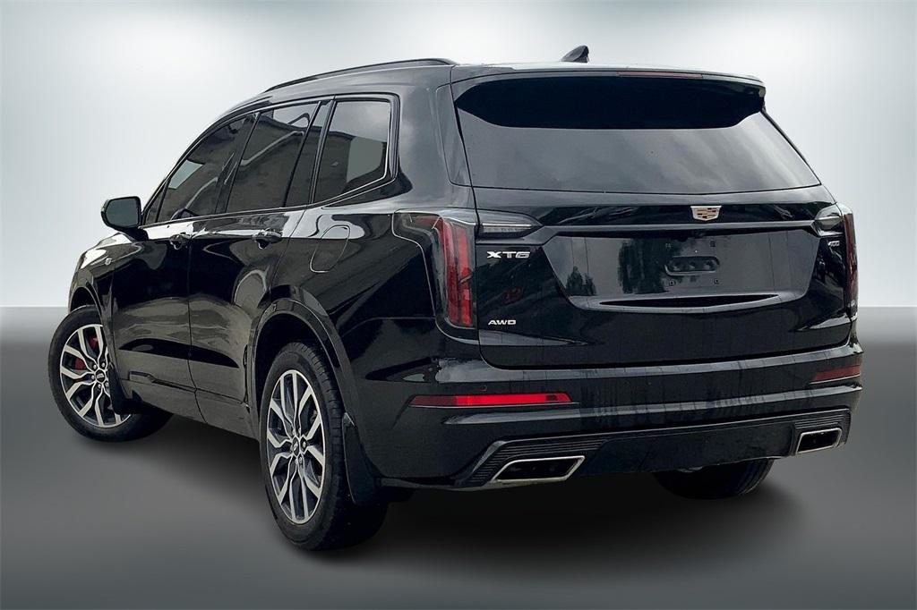 used 2022 Cadillac XT6 car, priced at $38,950