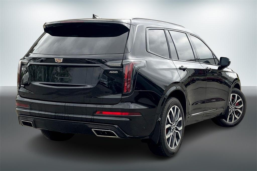 used 2022 Cadillac XT6 car, priced at $38,950