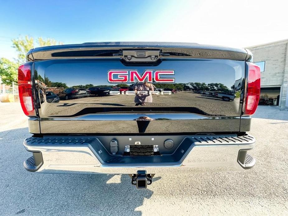 new 2024 GMC Sierra 1500 car, priced at $39,823