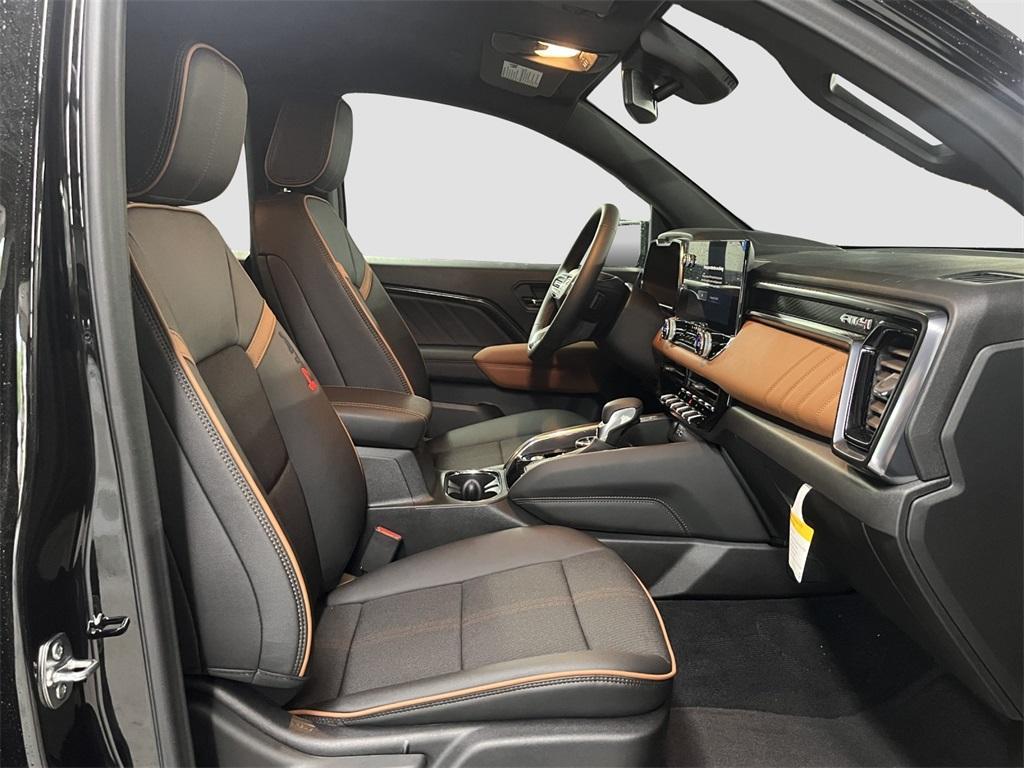 new 2025 GMC Canyon car, priced at $49,960