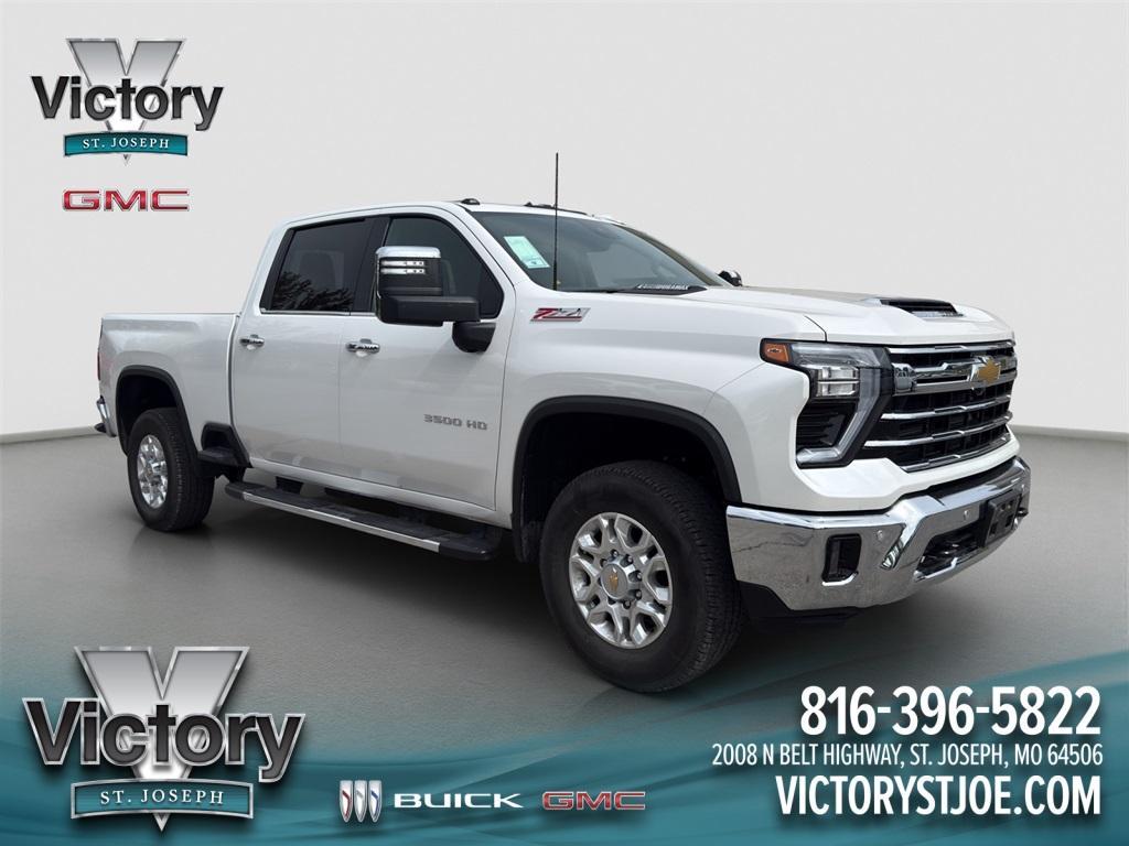 used 2024 Chevrolet Silverado 3500 car, priced at $64,064