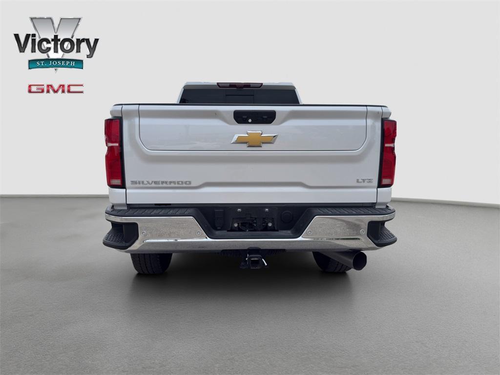 used 2024 Chevrolet Silverado 3500 car, priced at $64,064