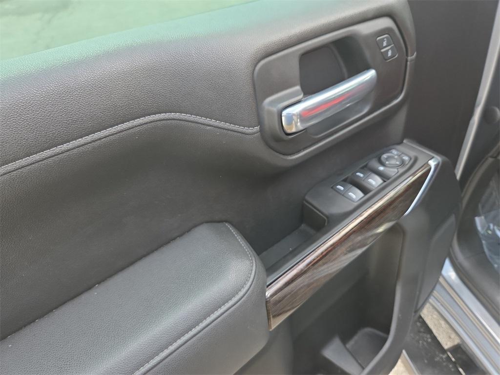 used 2021 GMC Sierra 1500 car, priced at $35,260