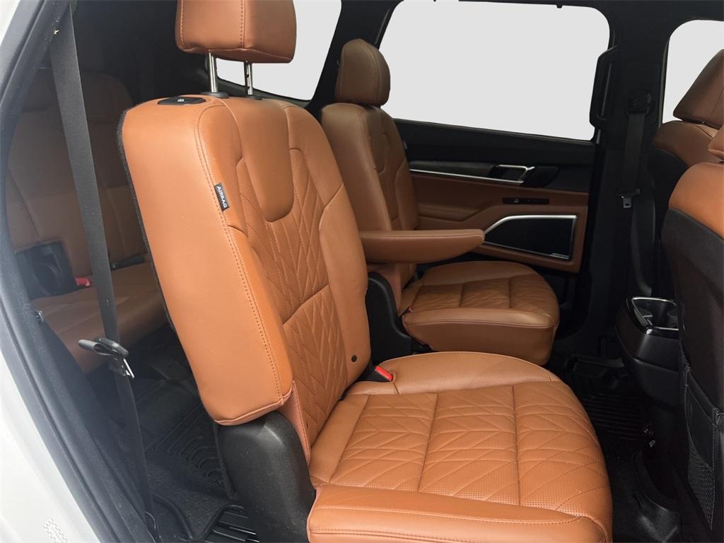 used 2024 Kia Telluride car, priced at $42,461