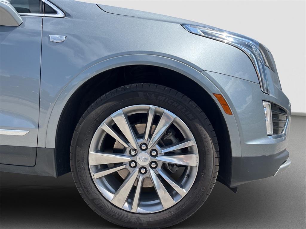 used 2024 Cadillac XT5 car, priced at $39,984