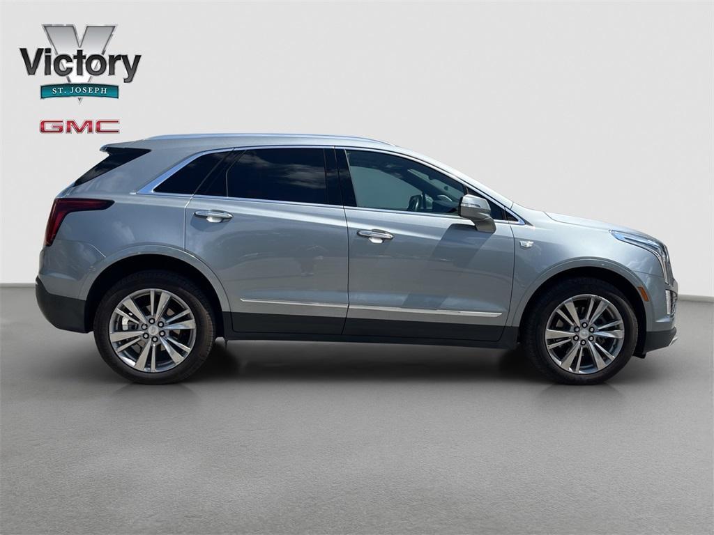 used 2024 Cadillac XT5 car, priced at $39,984