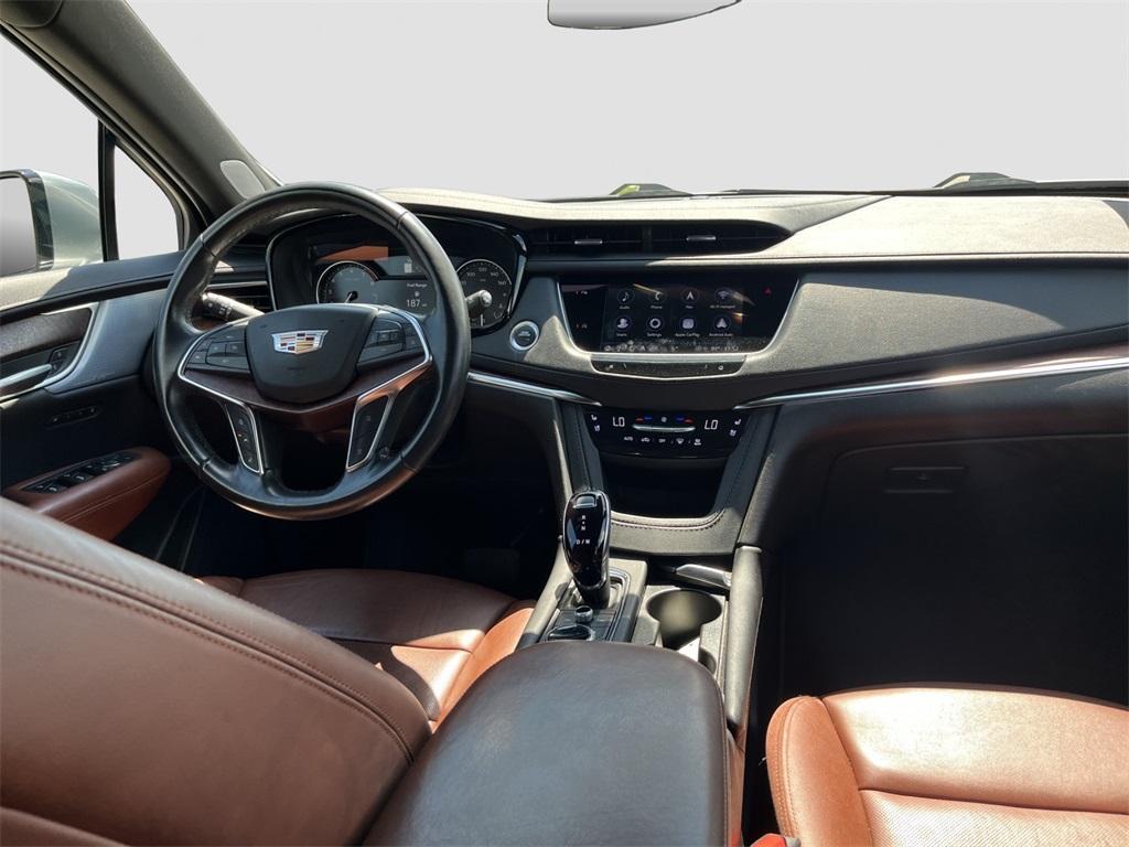 used 2024 Cadillac XT5 car, priced at $39,984