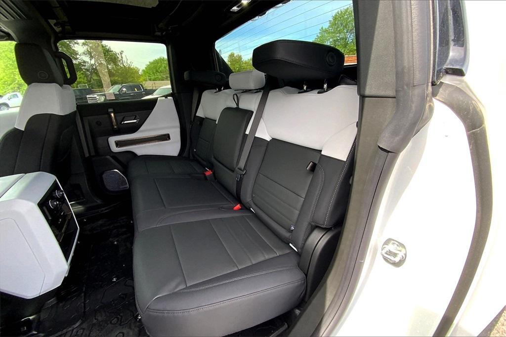 new 2025 GMC HUMMER EV Pickup car, priced at $89,195