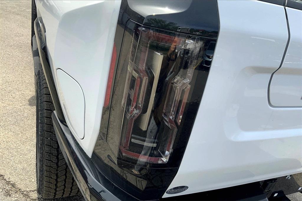 new 2025 GMC HUMMER EV Pickup car, priced at $89,195