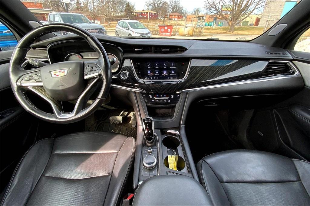 used 2020 Cadillac XT6 car, priced at $30,180