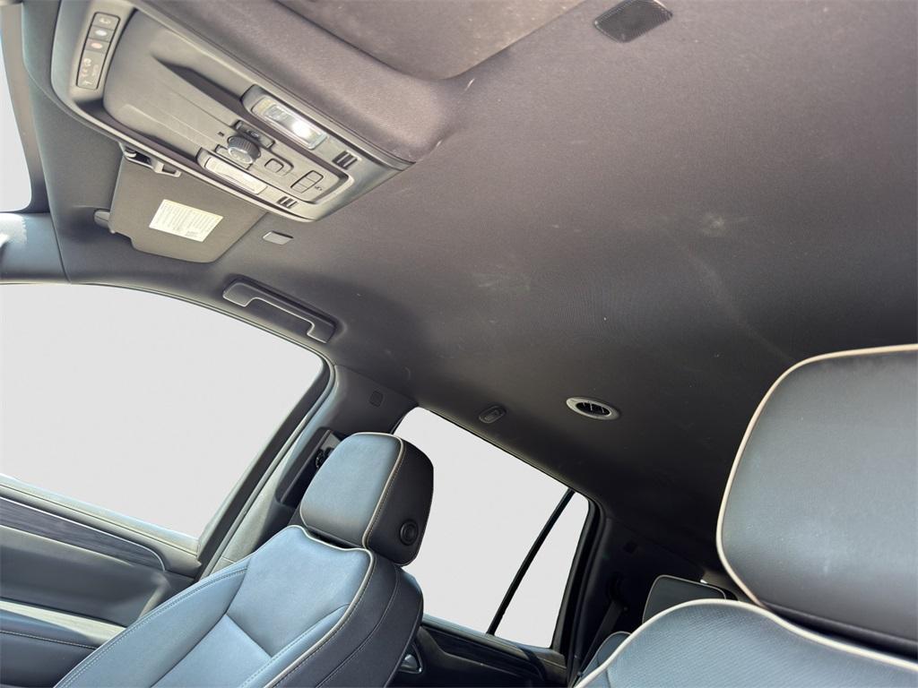 used 2022 GMC Yukon car, priced at $43,999