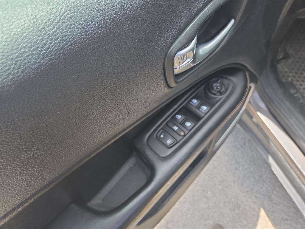 used 2018 Jeep Compass car, priced at $15,160