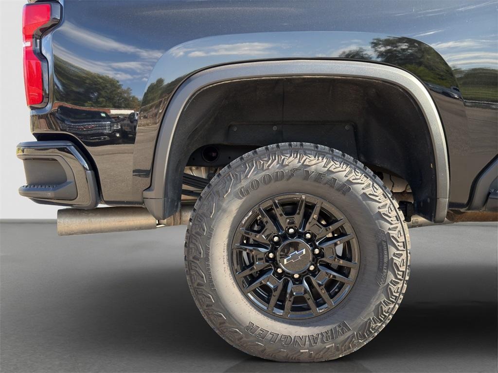used 2025 Chevrolet Silverado 2500 car, priced at $79,999