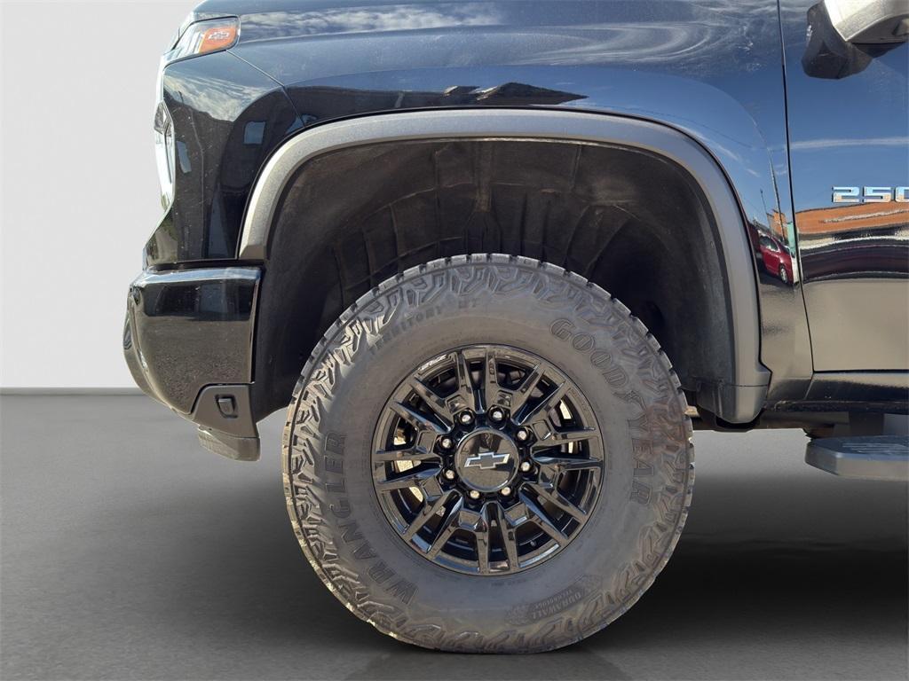 used 2025 Chevrolet Silverado 2500 car, priced at $79,999