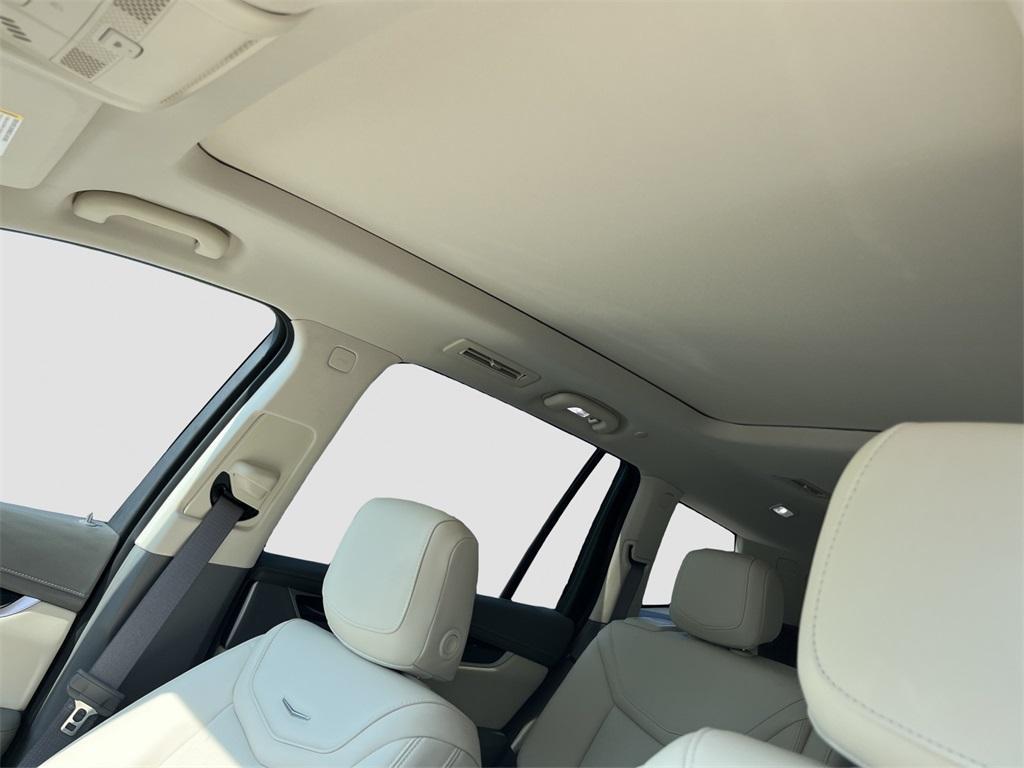 used 2024 Cadillac XT6 car, priced at $44,908