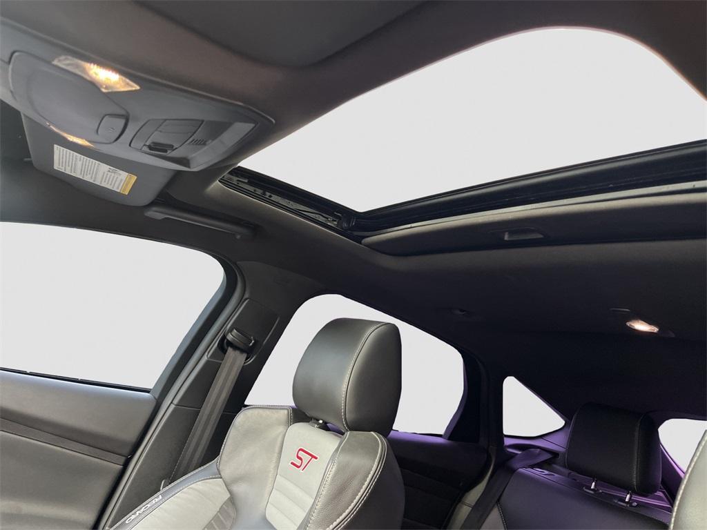 used 2017 Ford Focus ST car, priced at $19,019