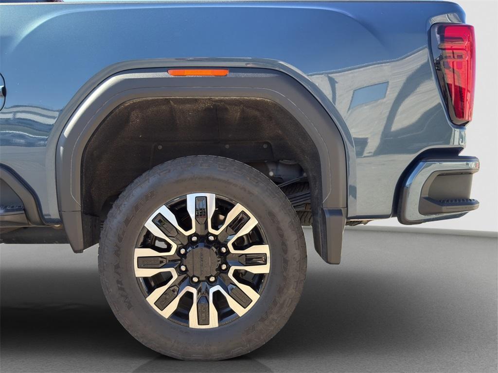used 2025 GMC Sierra 2500 car, priced at $78,497