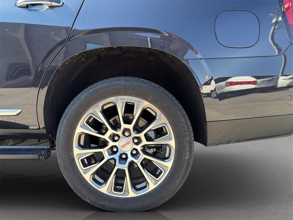 new 2025 GMC Yukon car