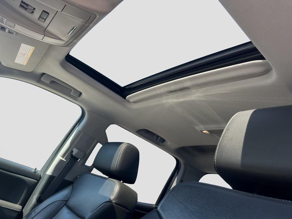 used 2017 GMC Sierra 2500 car, priced at $33,759